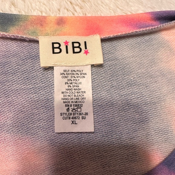 Trendy Top XL - Picture 4 of 4